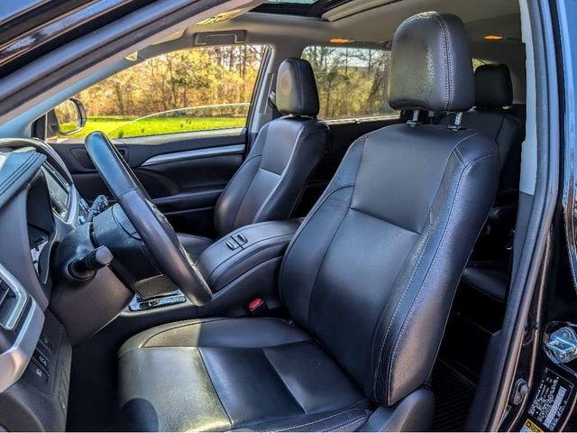 2019 Toyota Highlander XLE V6 AWD - 23007998 - 15