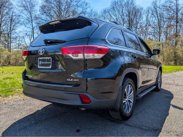 2019 Toyota Highlander XLE V6 AWD - 23007998 - 4
