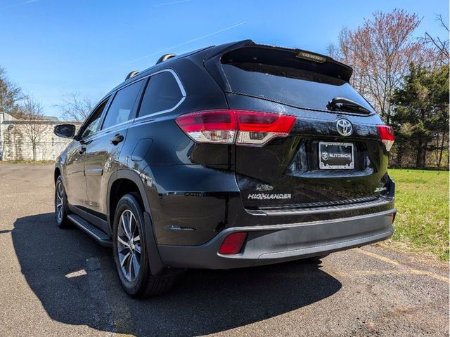 2019 Toyota Highlander XLE V6 AWD - 23007998 - 7