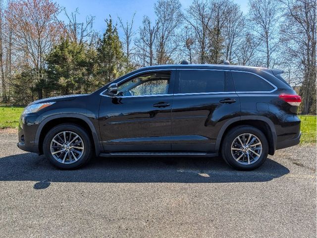 2019 Toyota Highlander XLE V6 AWD - 23007998 - 8