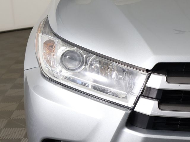 2019 Toyota Highlander XLE V6 AWD - 22937764 - 13