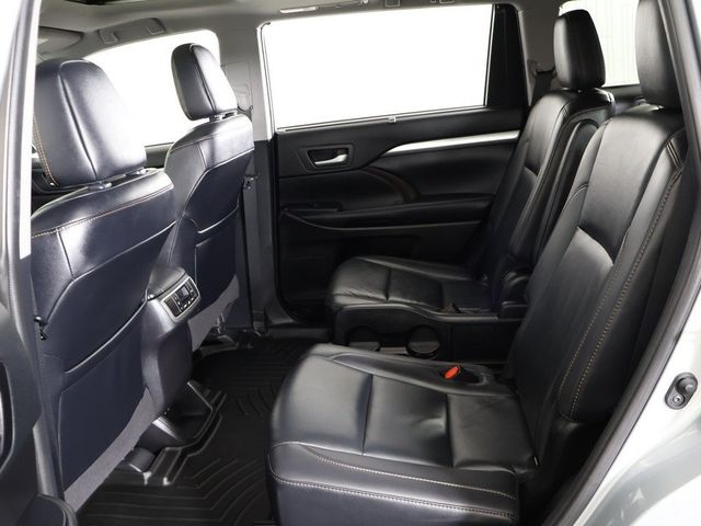 2019 Toyota Highlander XLE V6 AWD - 22937764 - 36