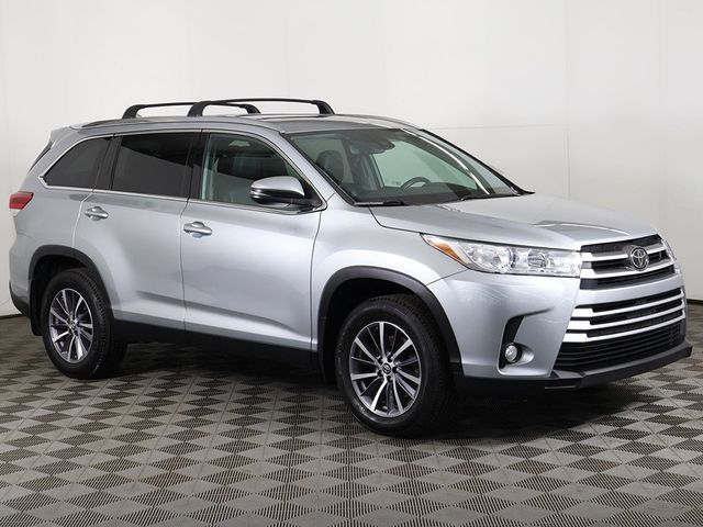 2019 Toyota Highlander XLE V6 AWD - 22937764 - 59