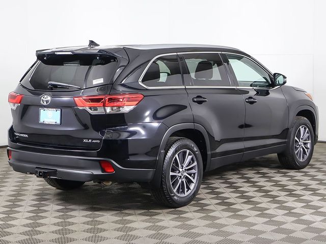 2019 Toyota Highlander XLE V6 AWD - 23026014 - 11