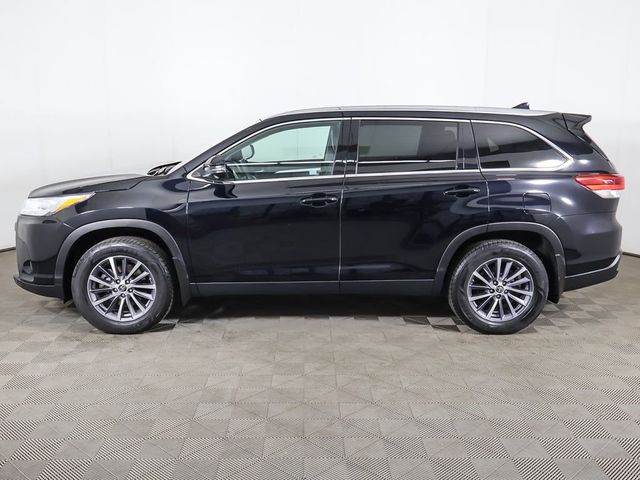 2019 Toyota Highlander XLE V6 AWD - 23026014 - 18