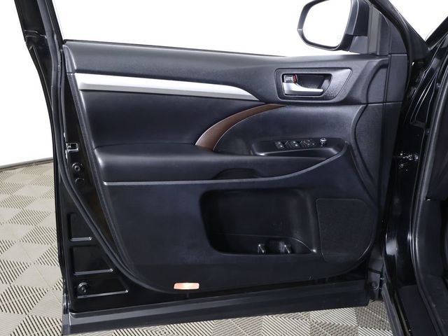 2019 Toyota Highlander XLE V6 AWD - 23026014 - 24