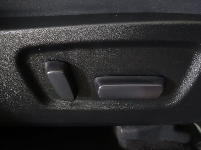 2019 Toyota Highlander XLE V6 AWD - 23026014 - 35