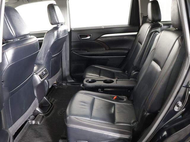 2019 Toyota Highlander XLE V6 AWD - 23026014 - 36