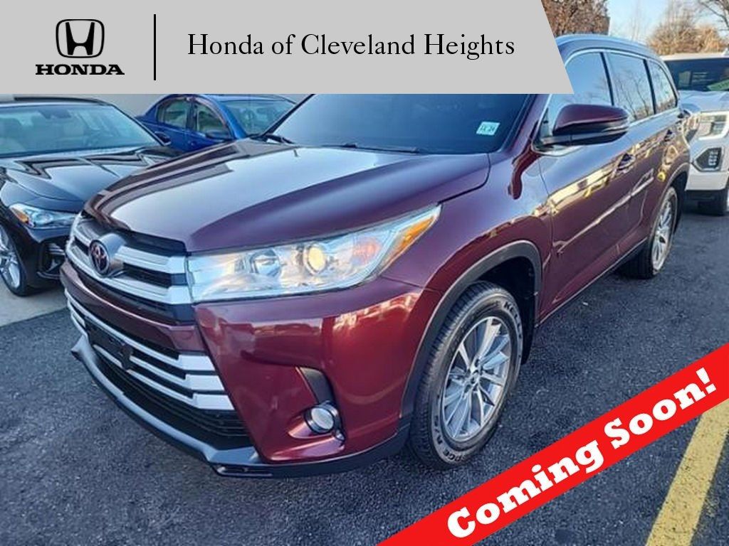 2019 Toyota Highlander XLE V6 AWD - 22719921 - 0