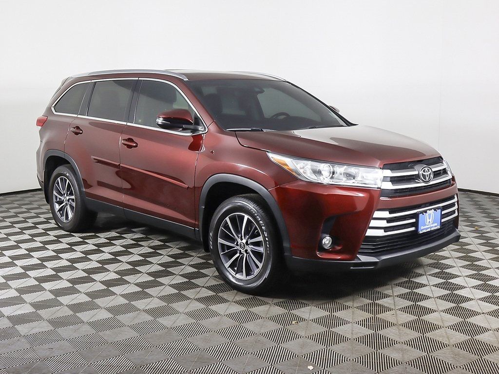 2019 Toyota Highlander XLE V6 AWD - 22719921 - 53