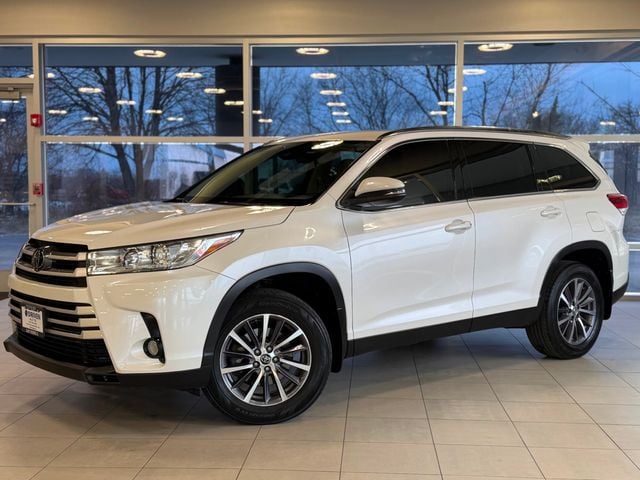 2019 Toyota Highlander XLE V6 AWD - 22989577 - 0