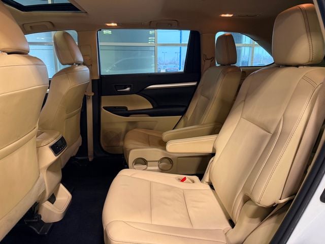 2019 Toyota Highlander XLE V6 AWD - 22989577 - 20