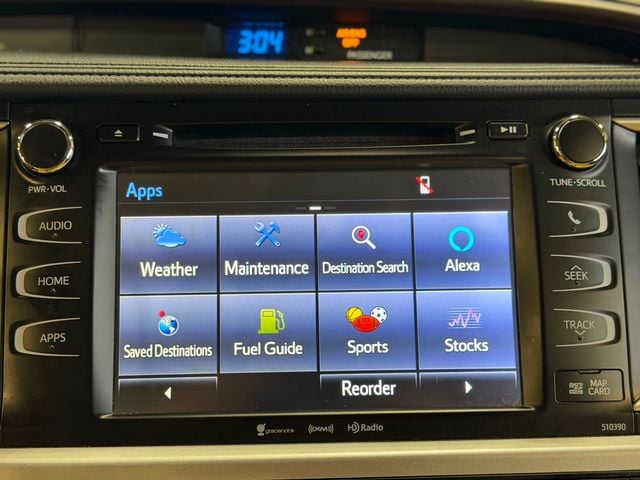 2019 Toyota Highlander XLE V6 AWD - 22989577 - 29