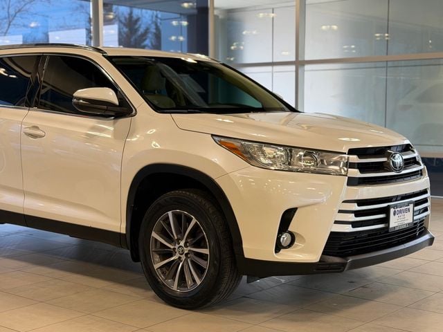 2019 Toyota Highlander XLE V6 AWD - 22989577 - 4