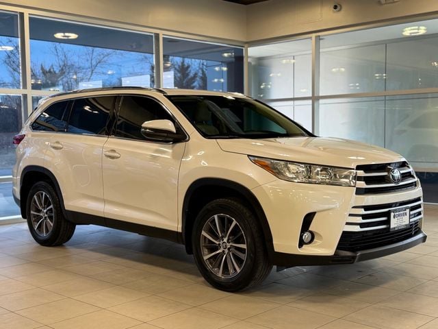 2019 Toyota Highlander XLE V6 AWD - 22989577 - 5