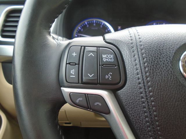 2019 Toyota Highlander XLE V6 AWD - 22950402 - 15