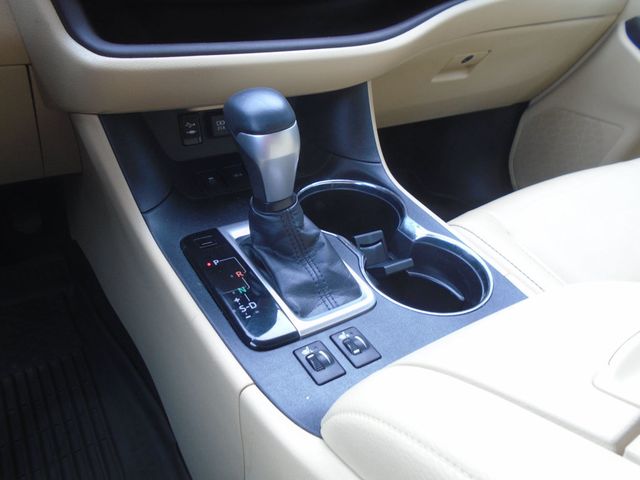 2019 Toyota Highlander XLE V6 AWD - 22950402 - 24