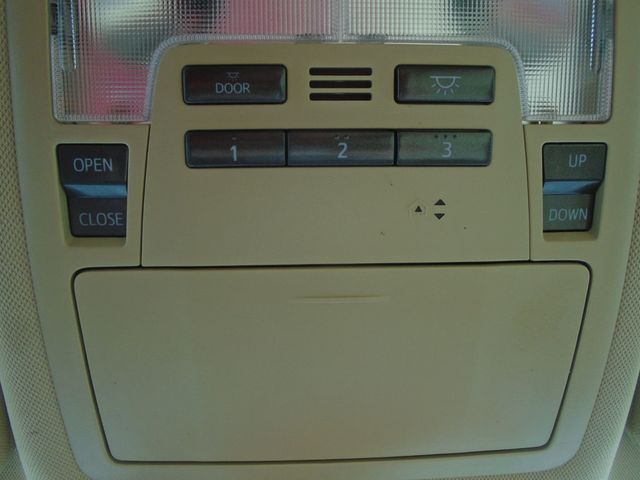 2019 Toyota Highlander XLE V6 AWD - 22950402 - 28