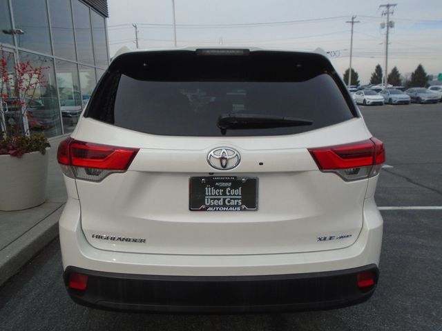 2019 Toyota Highlander XLE V6 AWD - 22950402 - 4