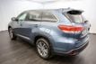 2019 Toyota Highlander XLE V6 AWD - 22657402 - 10