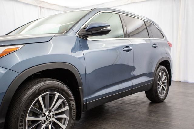 2019 Toyota Highlander XLE V6 AWD - 22657402 - 36