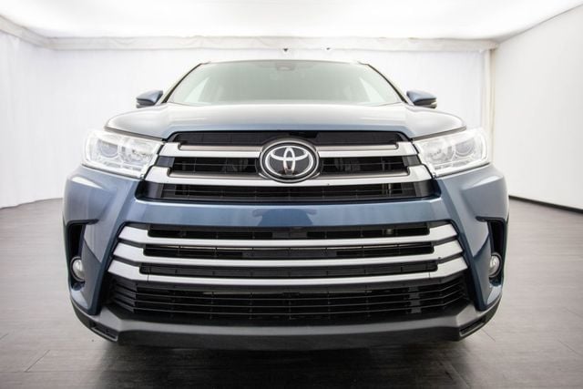 2019 Toyota Highlander XLE V6 AWD - 22657402 - 37