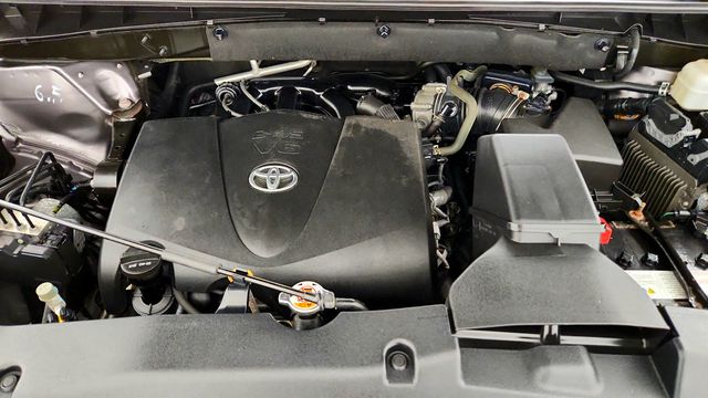 2019 Toyota Highlander XLE V6 AWD - 23034693 - 27