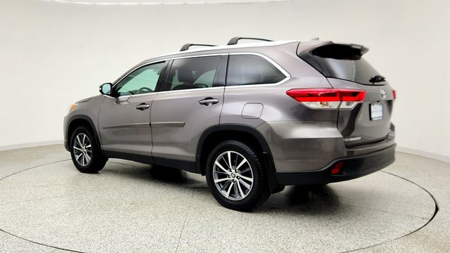 2019 Toyota Highlander XLE V6 AWD - 23034693 - 6