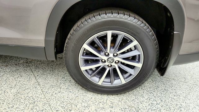 2019 Toyota Highlander XLE V6 AWD - 23034693 - 8