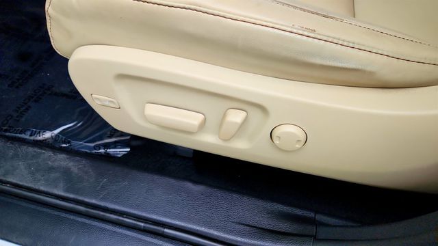 2019 Toyota Highlander XLE V6 AWD - 23043959 - 11
