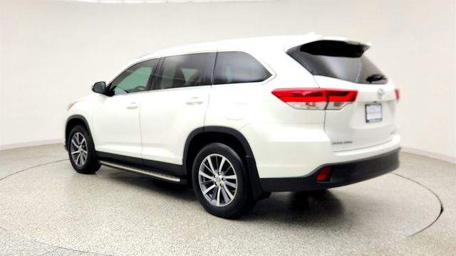 2019 Toyota Highlander XLE V6 AWD - 23043959 - 6