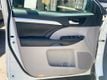 2019 Toyota Highlander XLE V6 FWD - 23030492 - 10