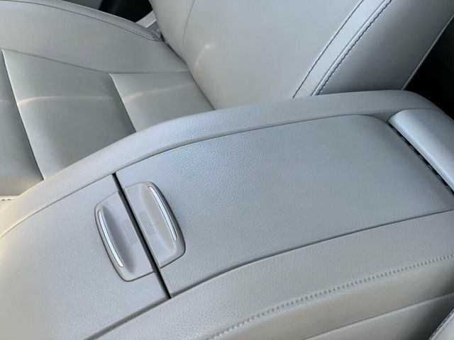 2019 Toyota Highlander XLE V6 FWD - 23030492 - 30
