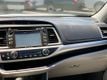 2019 Toyota Highlander XLE V6 FWD - 23030492 - 36