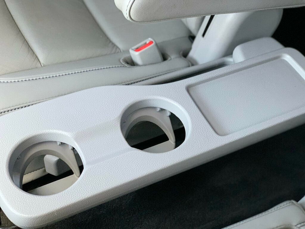 2019 Toyota Highlander XLE V6 FWD - 23030492 - 39