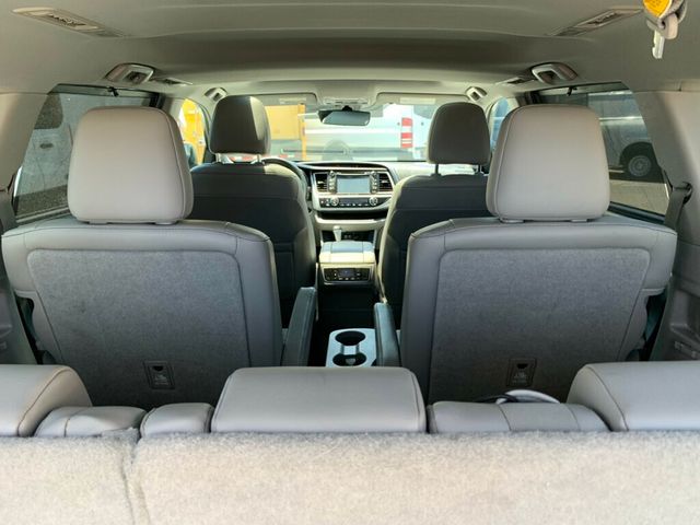 2019 Toyota Highlander XLE V6 FWD - 23030492 - 43