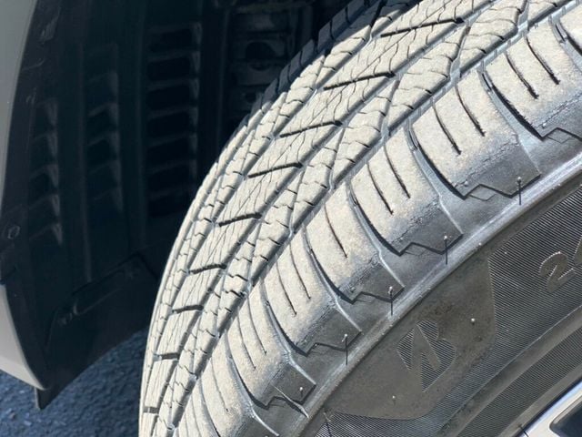 2019 Toyota Highlander XLE V6 FWD - 23030492 - 47