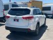 2019 Toyota Highlander XLE V6 FWD - 23030492 - 8
