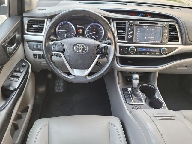 2019 Toyota Highlander XLE V6 FWD - 22821545 - 11