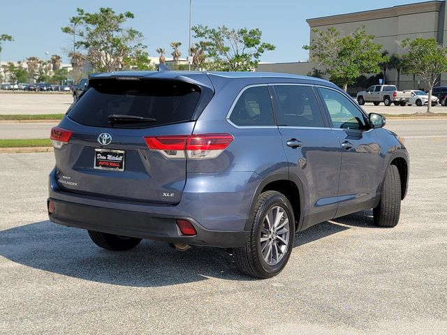 2019 Toyota Highlander XLE V6 FWD - 22821545 - 4