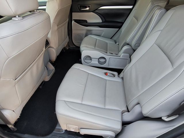 2019 Toyota Highlander XLE V6 FWD - 22821545 - 8