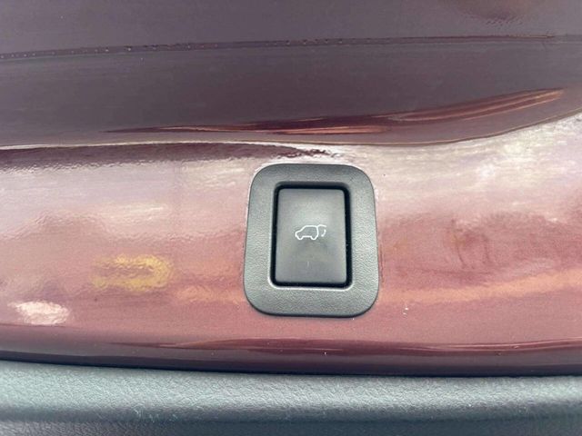 2019 Toyota Highlander XLE V6 FWD - 22935106 - 17