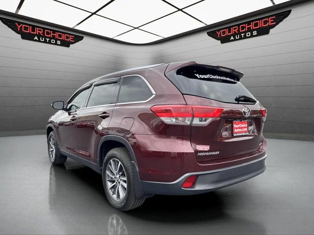 2019 Toyota Highlander XLE V6 FWD - 22935106 - 2