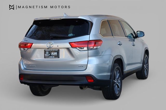 2019 Toyota Highlander XLE V6 FWD - 22908433 - 6