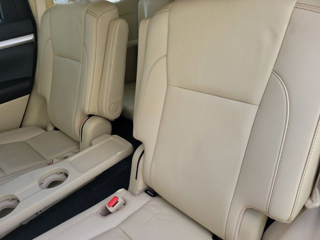 2019 Toyota Highlander XLE V6 FWD - 22962447 - 9