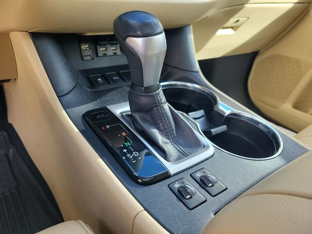 2019 Toyota Highlander XLE V6 FWD - 22962447 - 14