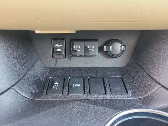 2019 Toyota Highlander XLE V6 FWD - 22962447 - 15