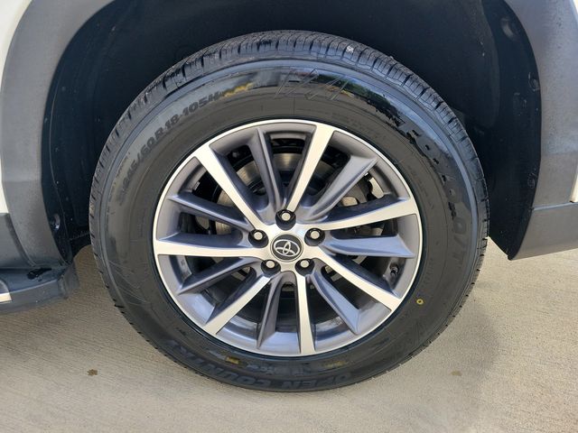 2019 Toyota Highlander XLE V6 FWD - 22962447 - 28