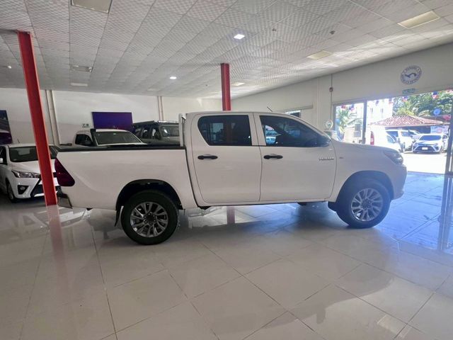 2019 Toyota Hilux 2.4 4x4 5 Speed 4x4 - 22924370 - 5