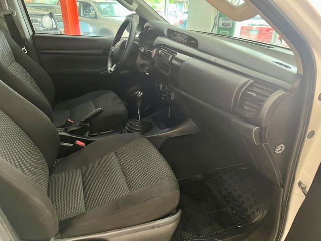 2019 Toyota Hilux 2.4 4x4 Disponible para alquiler 4x4 - 22924370 - 12